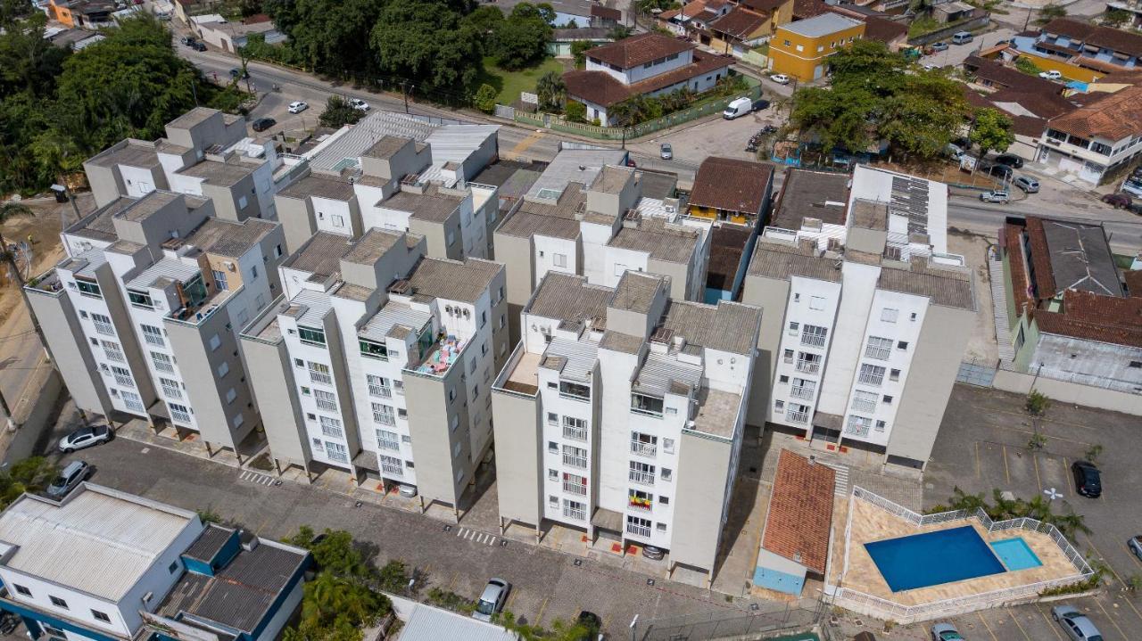 Jardim Das Palmeiras, Piscinas, Lazer, Estacionamento Coberto, Prox. Praia Grande 乌巴图巴 外观 照片
